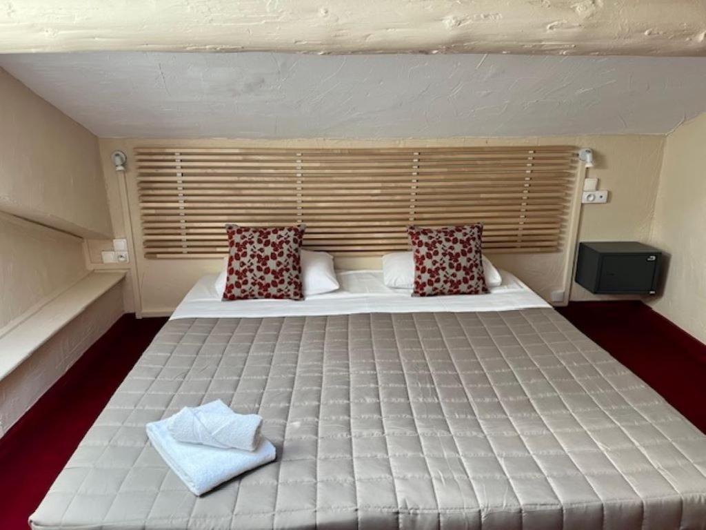 Hotel Le Colbert Авиньон Екстериор снимка