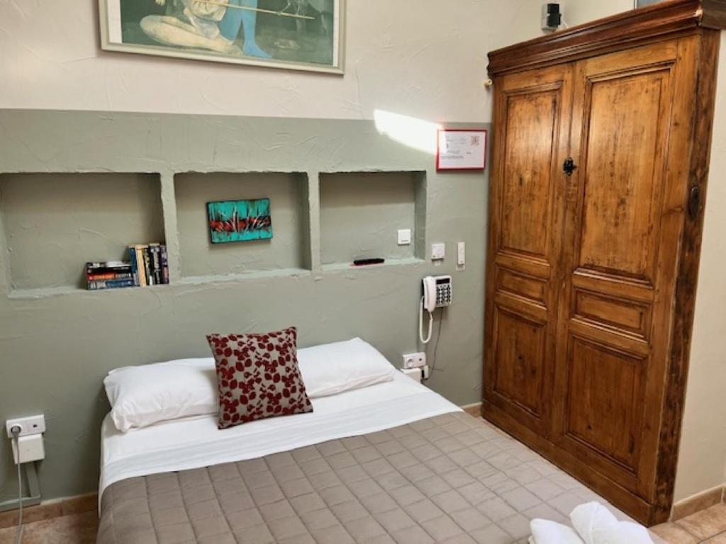 Hotel Le Colbert Авиньон Екстериор снимка